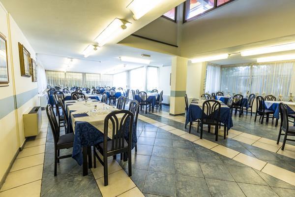 Hotel Le Ginestre 리도디캄파이오레 외부 사진