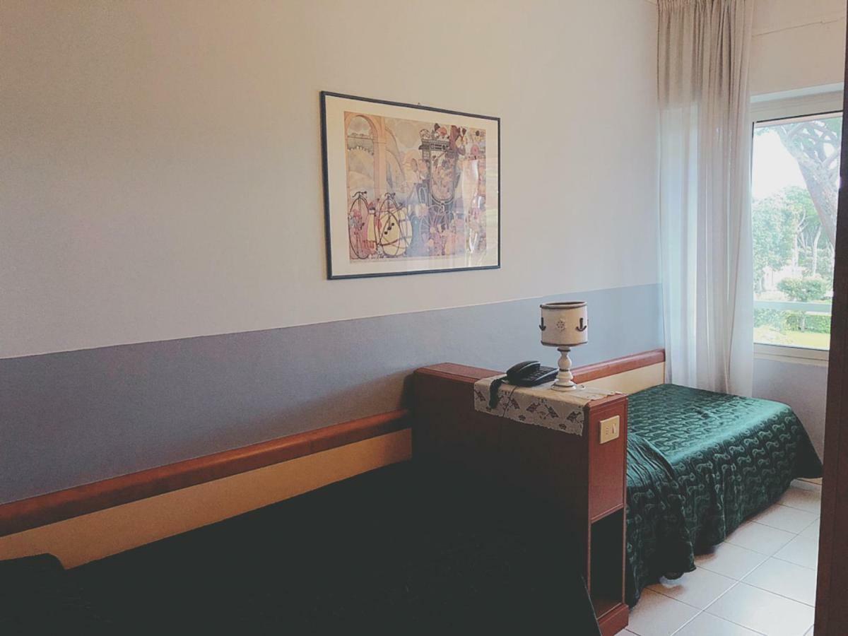 Hotel Le Ginestre 리도디캄파이오레 외부 사진