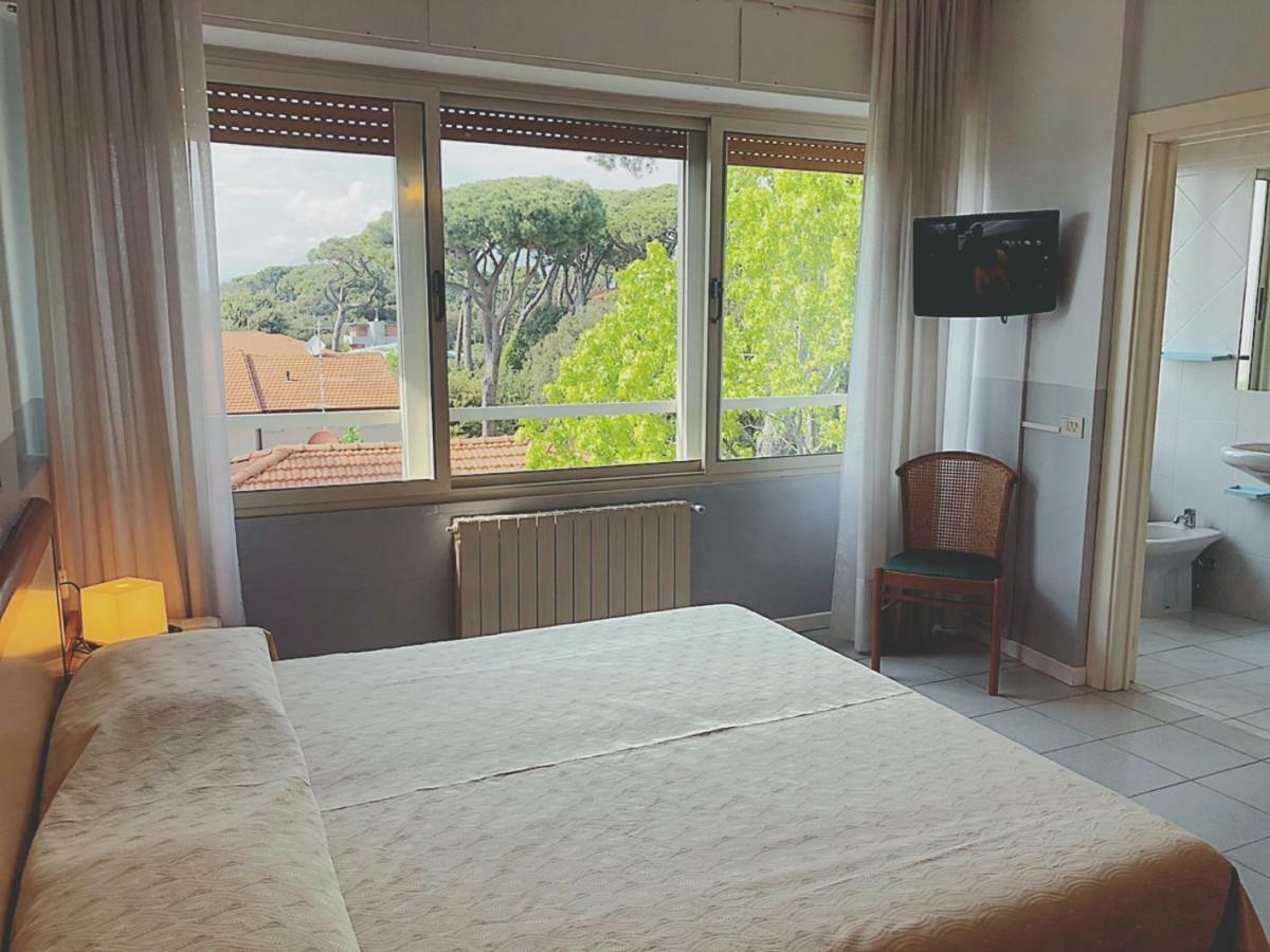 Hotel Le Ginestre 리도디캄파이오레 외부 사진